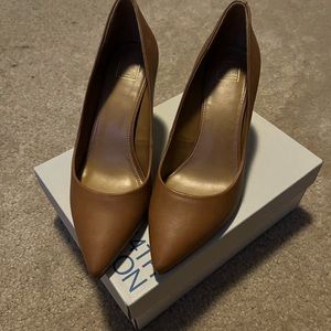 14th and union light brown Pumps
